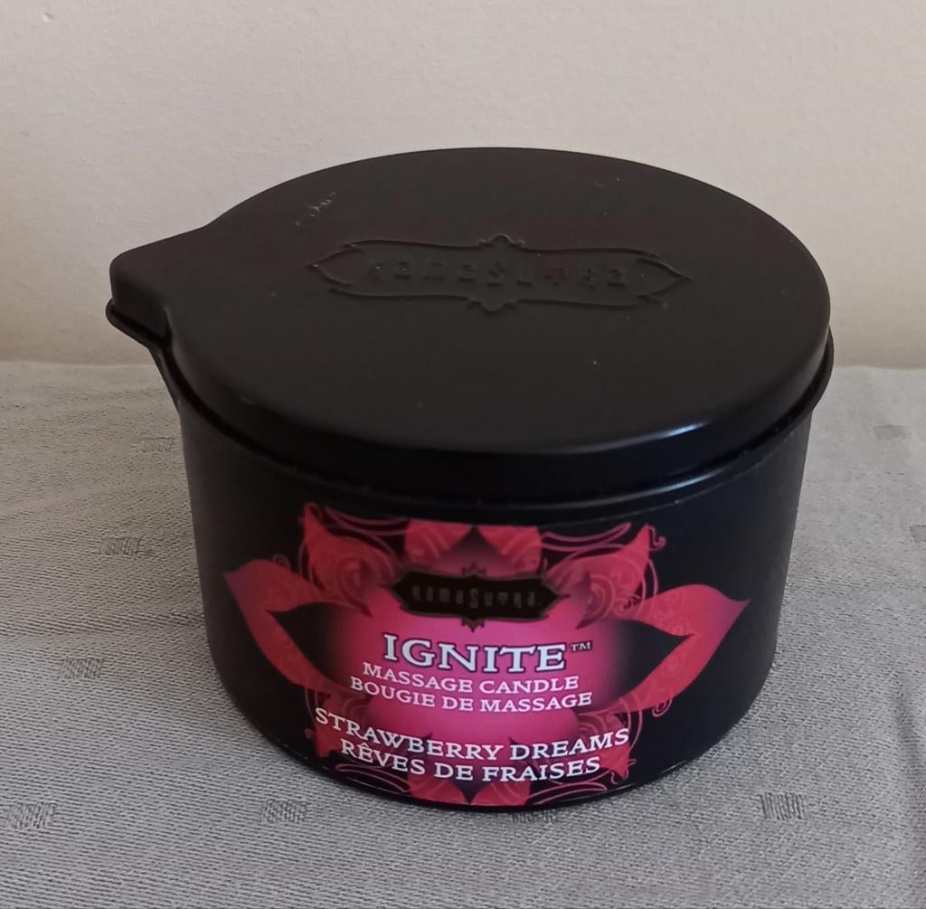 Massage kaars 1X gebruikt geur aardbei., Ophalen, Zo goed als nieuw, Olie of Lotion