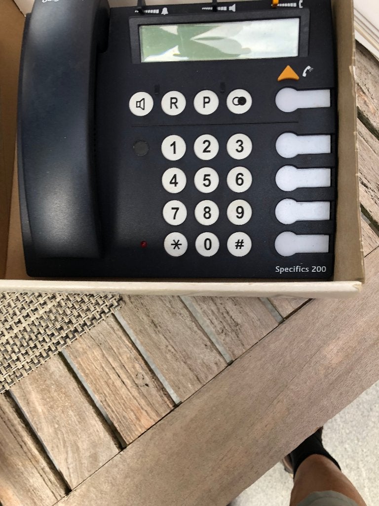 telefoon voor senioren, Télécoms, Téléphones fixes | Filaires, Enlèvement, Comme neuf