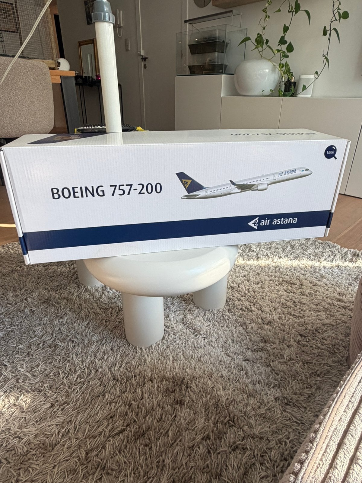Hoogwaardig Schaalmodel B757-200 Air Astana // Lupa, Verzamelen, Ophalen, Nieuw, Schaalmodel