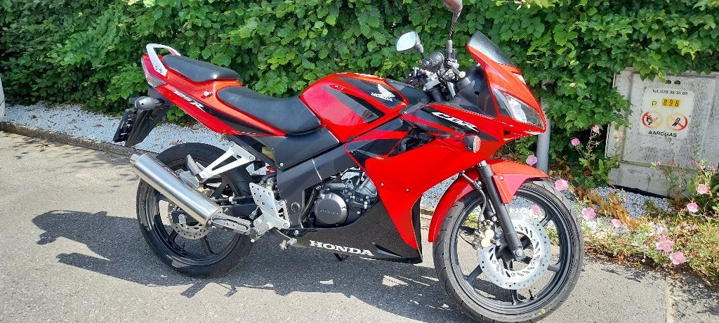 Honda CBR 125R, Motos, Motos | Honda, Occasion, 1 cylindre, 125 cm³, Jusqu'à 11 kW