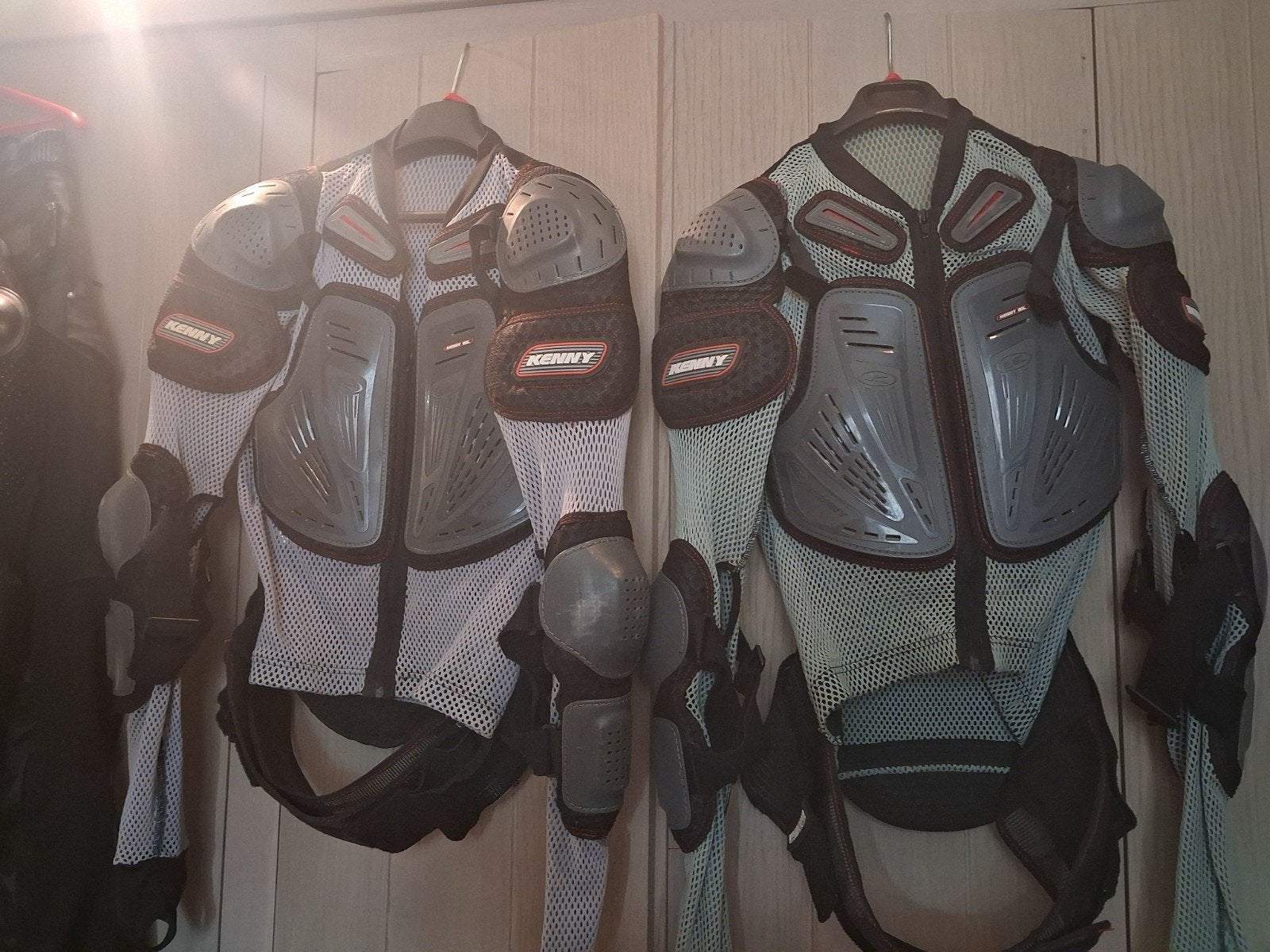 2 enduro of crosharnassen te koop, Motoren, Kleding | Motorkleding, Ophalen