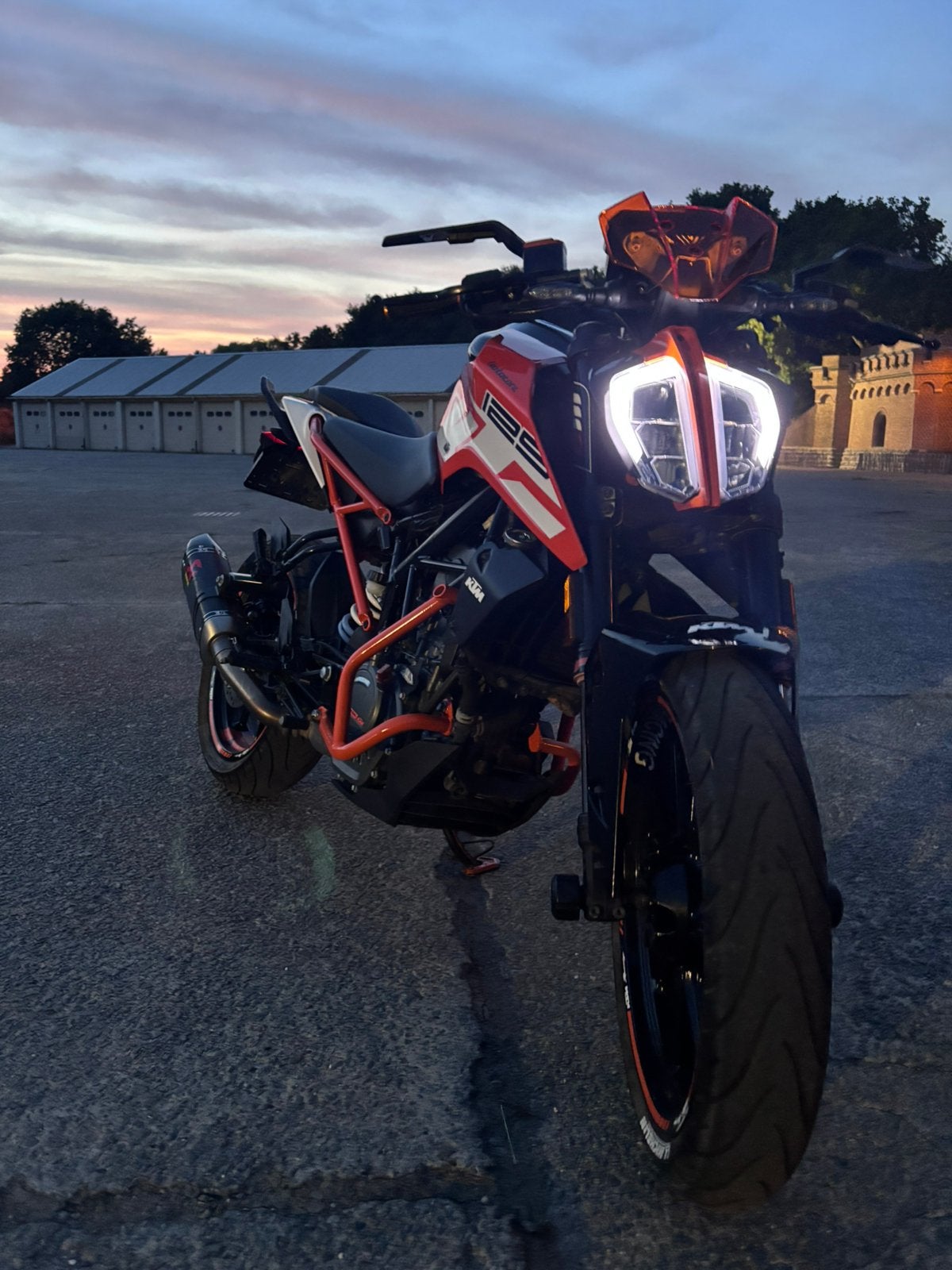 KTM DUKE 125 CC PLEINE, Particulier