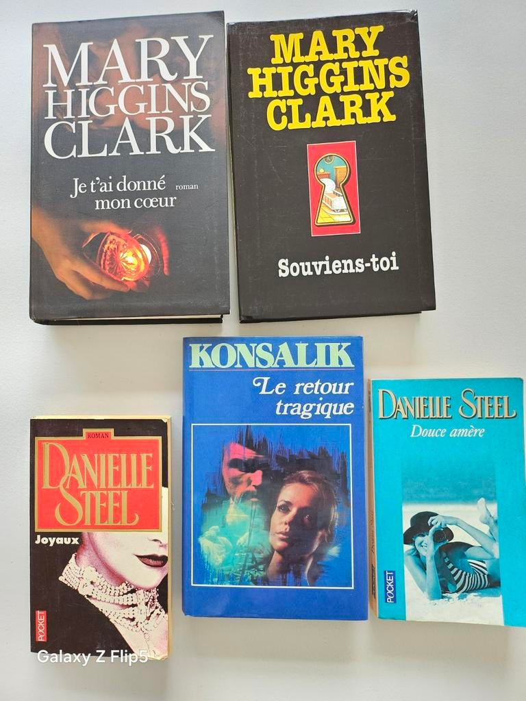 Set van 5 suspense- en passieboeken, Boeken, Romans, Ophalen of Verzenden
