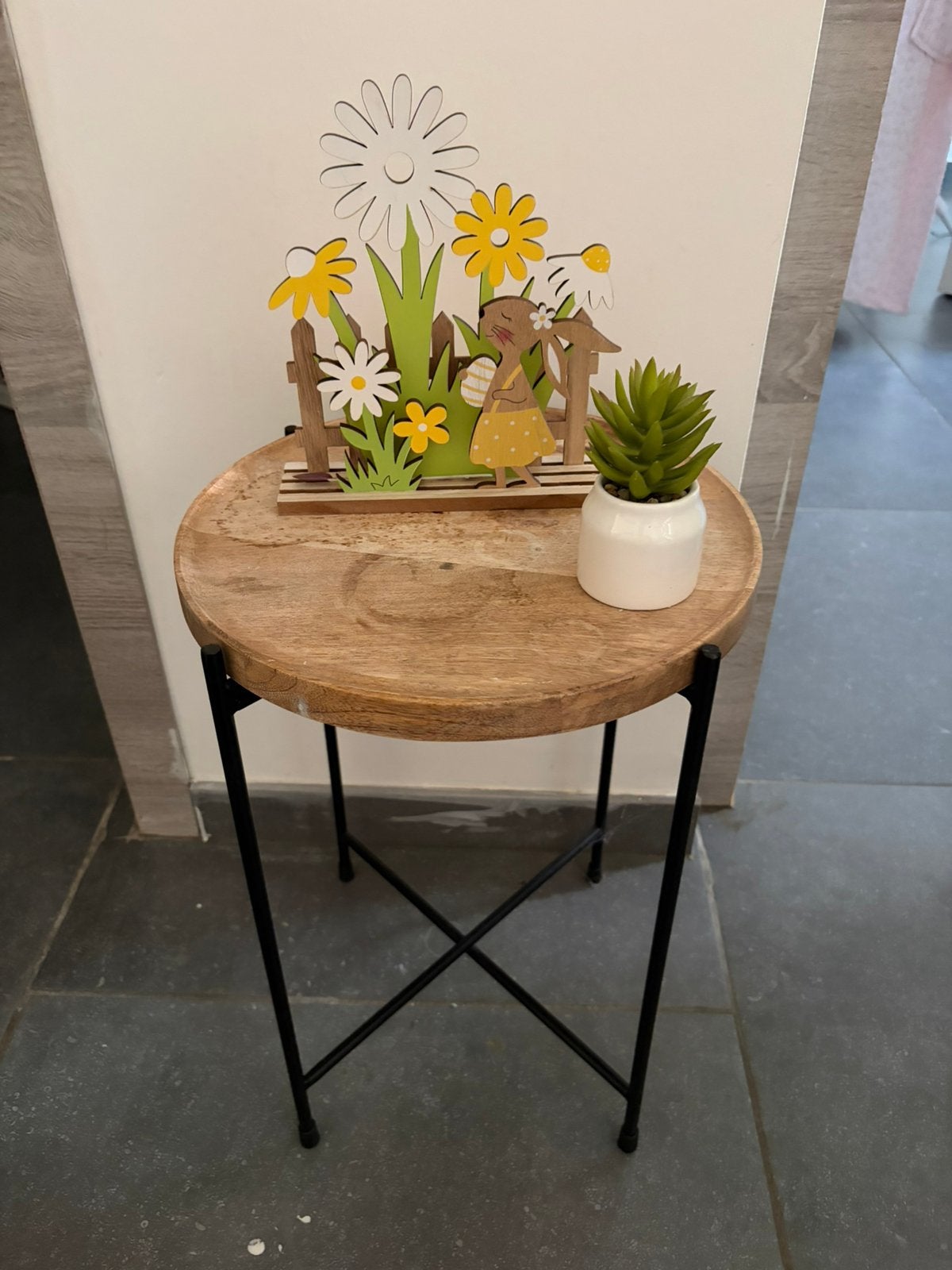 Table d appoint avec deco, Maison & Meubles, Tables | Tables d'appoint, Enlèvement, Comme neuf