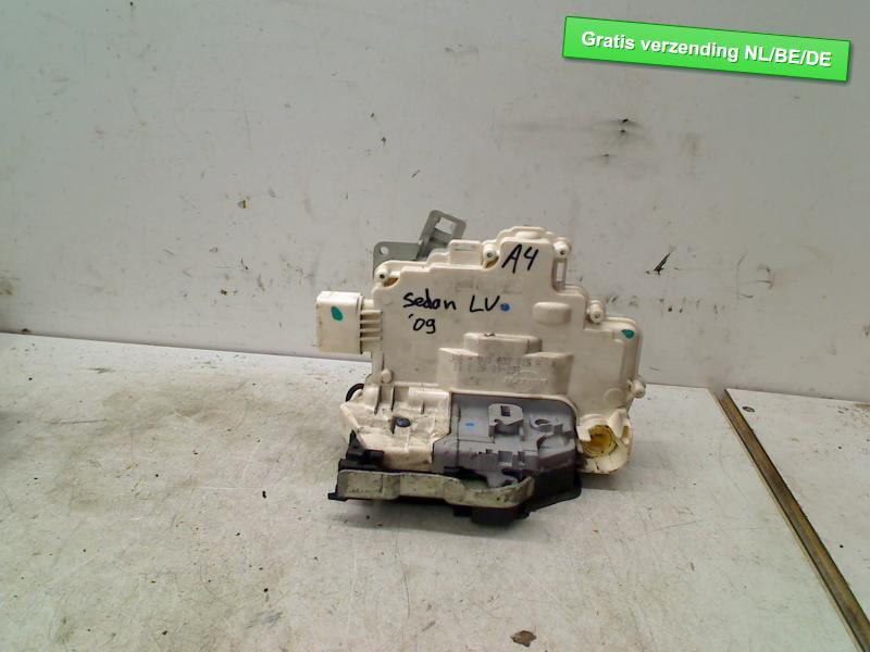 SERRURE DE PORTE MOTEUR AVANT GAUCHE Audi A4 Avant (B8), Autos : Pièces & Accessoires, Carrosserie & Tôlerie, Dhr. R. de Gouw