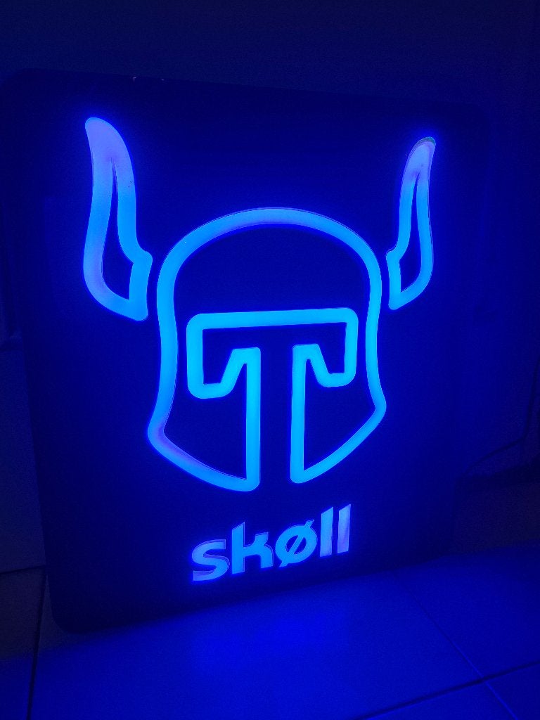 Lichtreclame Skoll bier, Verzamelen, Ophalen of Verzenden, Nieuw, Lichtbak of (neon) lamp