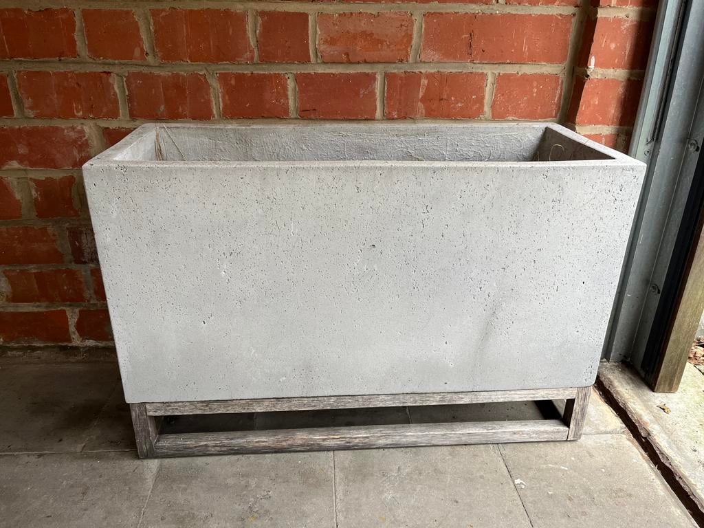 Bloembak beton, Tuin en Terras, Ophalen, Gebruikt, Balkon, 60 tot 100 cm