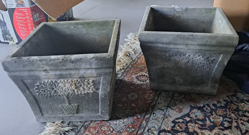2 zware bloempotten, Gebruikt, Vierkant, Minder dan 40 cm, Tuin