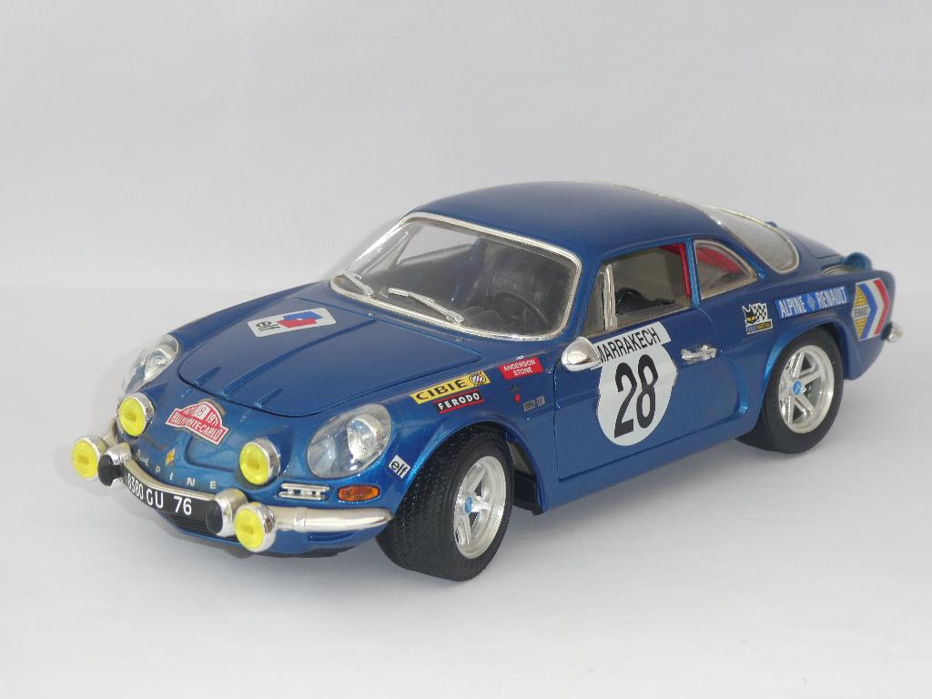 Alpine A110 van Burago 1/16, Hobby & Loisirs créatifs, Voitures miniatures | 1:18, Enlèvement, Voiture, Burago