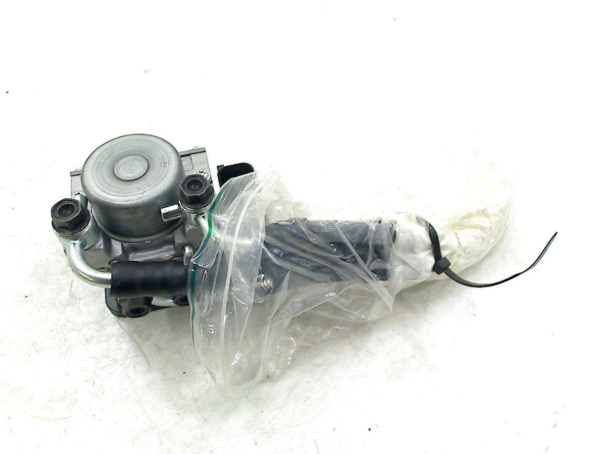 ABS POMP Kawasaki Z 900 RS (01-2017/12-2025) (006-v95-164), Kawasaki Motors Europe N.V., Gebruikt, Info@kawasaki.eu, Jacobus Spijkerdreef 1-3
2132 PZ  Hoofddorp, JP