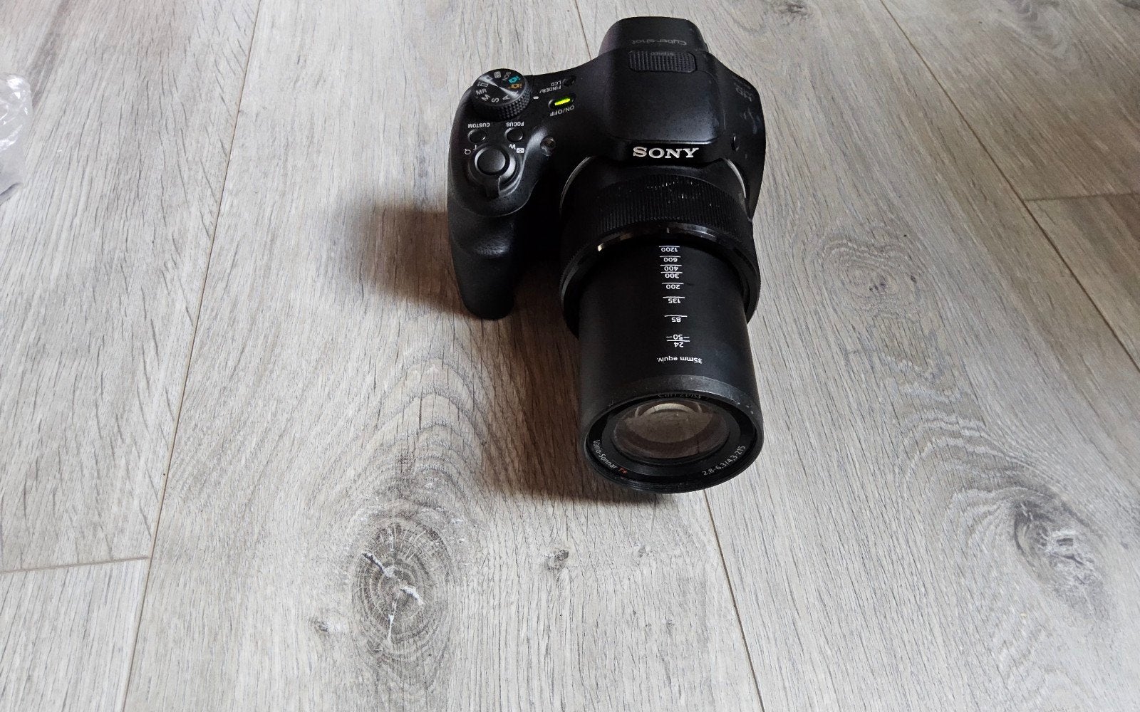 Appareil photo numérique Sony Cybershot. Presque neuf avec a, Enlèvement ou Envoi, Carte mémoire, Sony