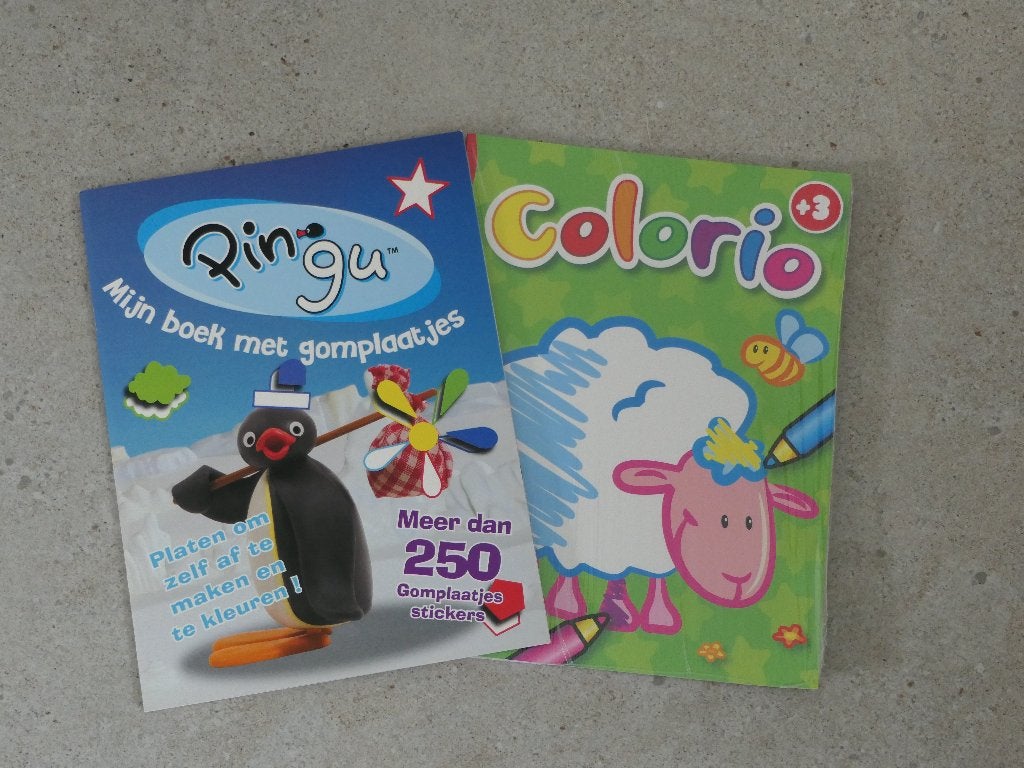 Set van 2 kleuterboeken : kleur- en plakboeken NIEUW, Livres, Enlèvement ou Envoi, Neuf, 3 à 4 ans