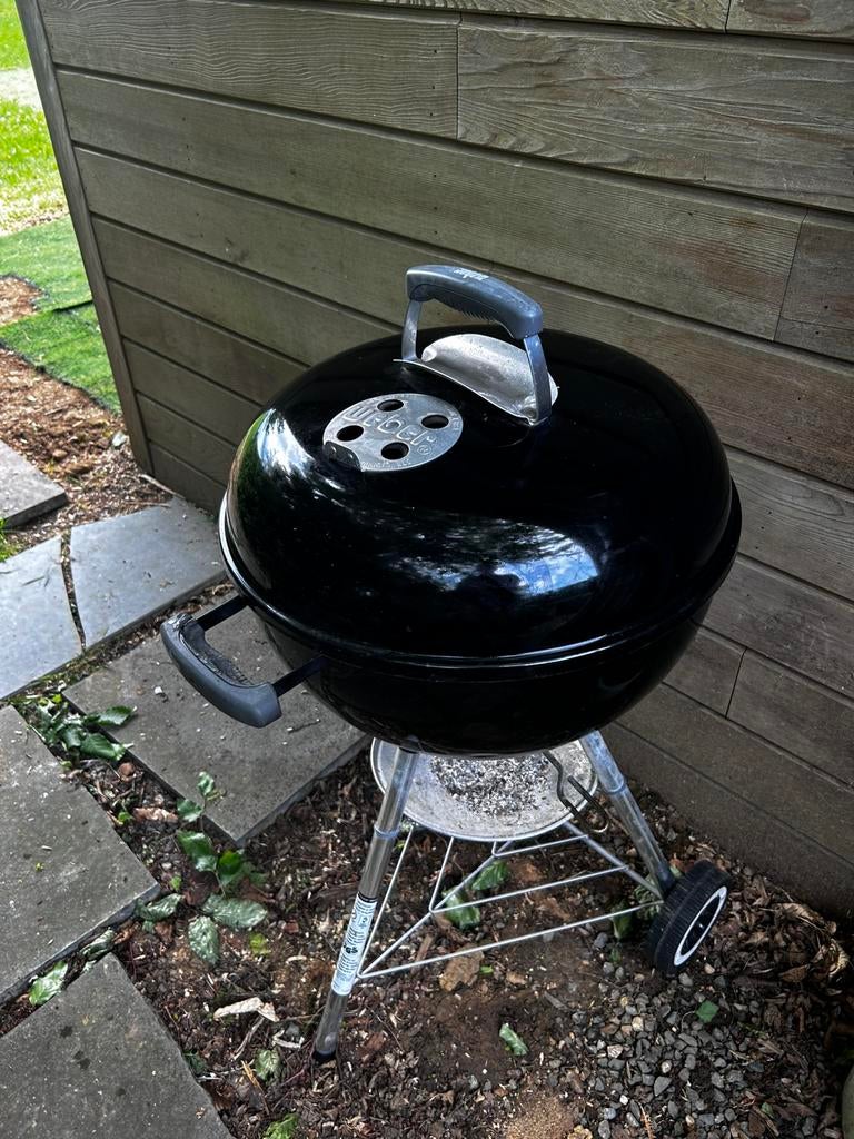 Weber Houtskool BBQ, Ophalen
