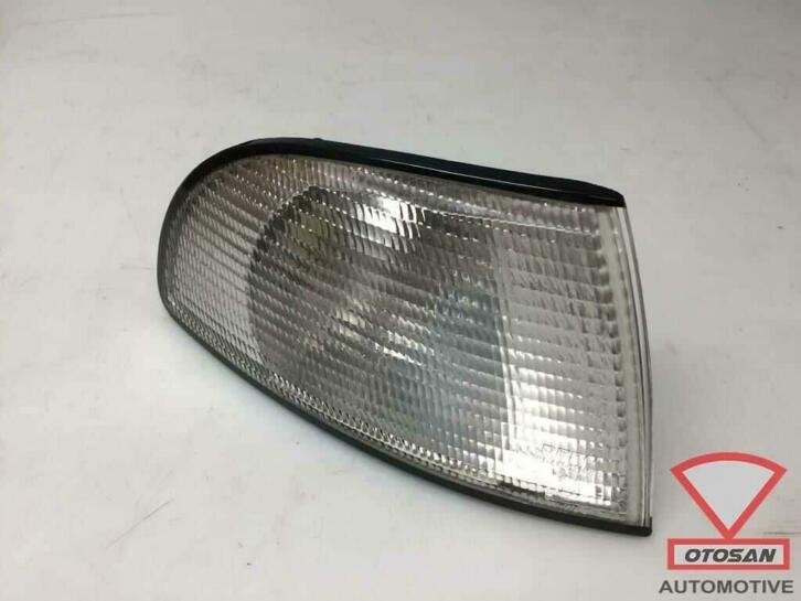clignotant audi a4 1994 2000 nouveau ! droite 441 1514r ue, Neuf, AUDI AG, Auto-Union-Strasse 1
85045  Ingolstadt, DE, Audi