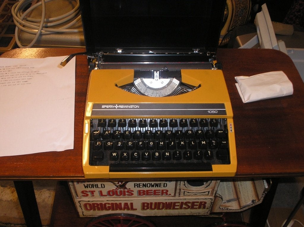 oude schrijfmachine, Ophalen, Gebruikt