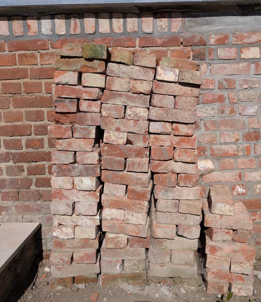 Oude gekuiste metselstenen +-120 stuks, Doe-het-zelf en Bouw, Metselstenen, Ophalen