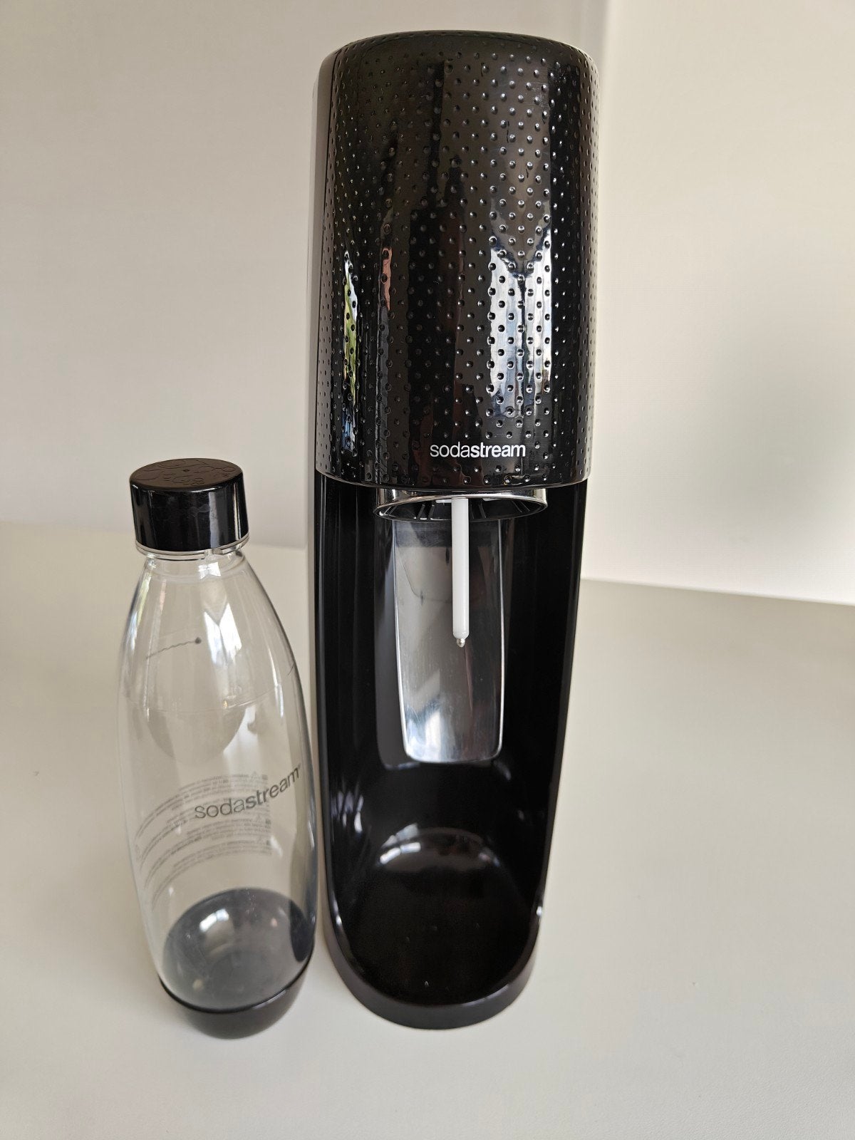 Sodastream + fles, Enlèvement ou Envoi, Comme neuf