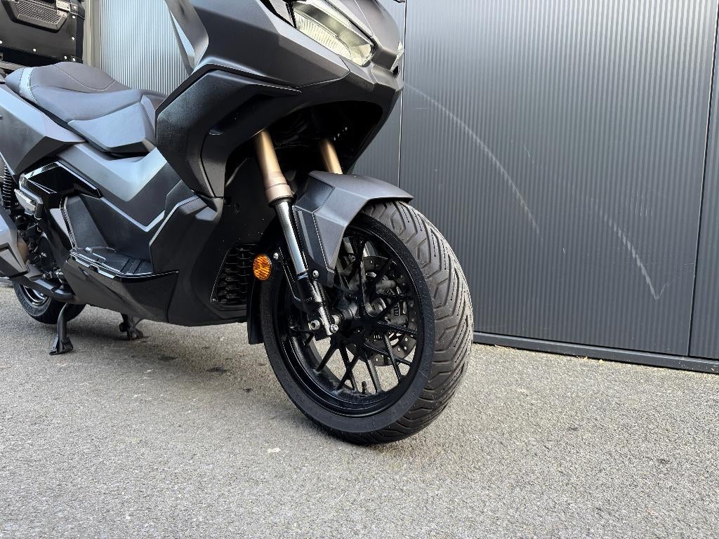 Honda - HONDA ADV 350, Motoren, Handvatverwarming, Scooter, Bedrijf, Minimaal motorrijbewijs A2