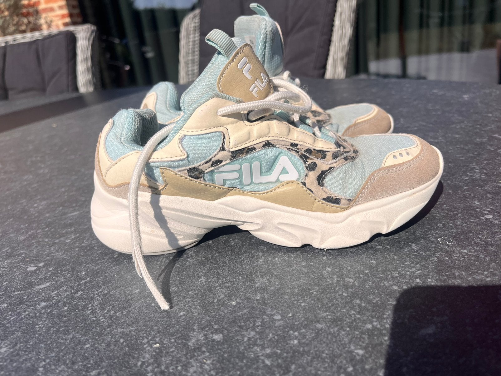 Fila schoenen meisjes panter lichtblauw sportschoen mt 34, Ophalen of Verzenden, Zo goed als nieuw, Meisje, Schoenen