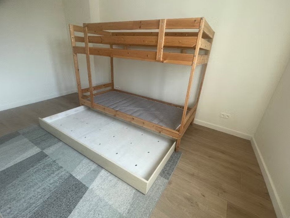 stapelbed 3 personen, Enlèvement, Utilisé, Lits superposés
