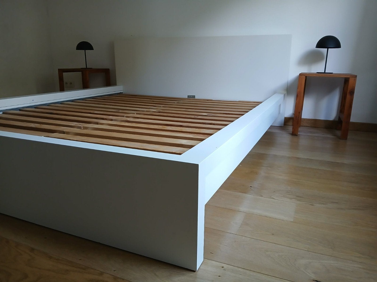 Cadre de lit + sommiers MALM ikea, Enlèvement, Blanc, 200 cm