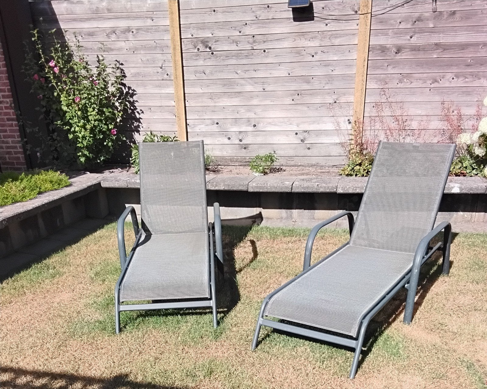 2 ligbedden in goede staat, Tuin en Terras, Ligbedden, Ophalen