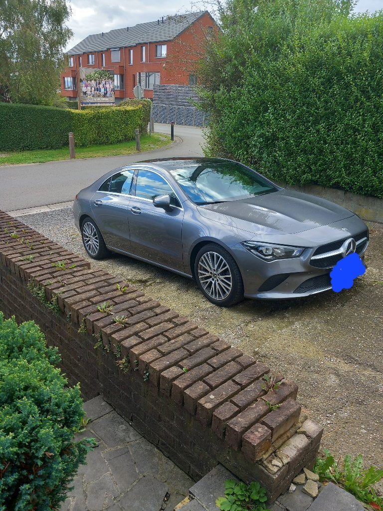 MERCEDEZ CLA 180, Autos, Mercedes-Benz, Cuir, Achat, Carnet d'entretien, 5 portes