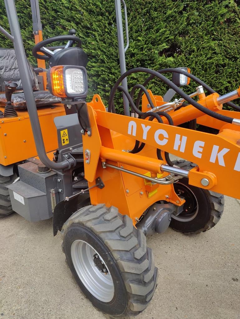 Nieuwe wiellader enkel met schepbak 8000 euro, Zakelijke goederen, Ophalen