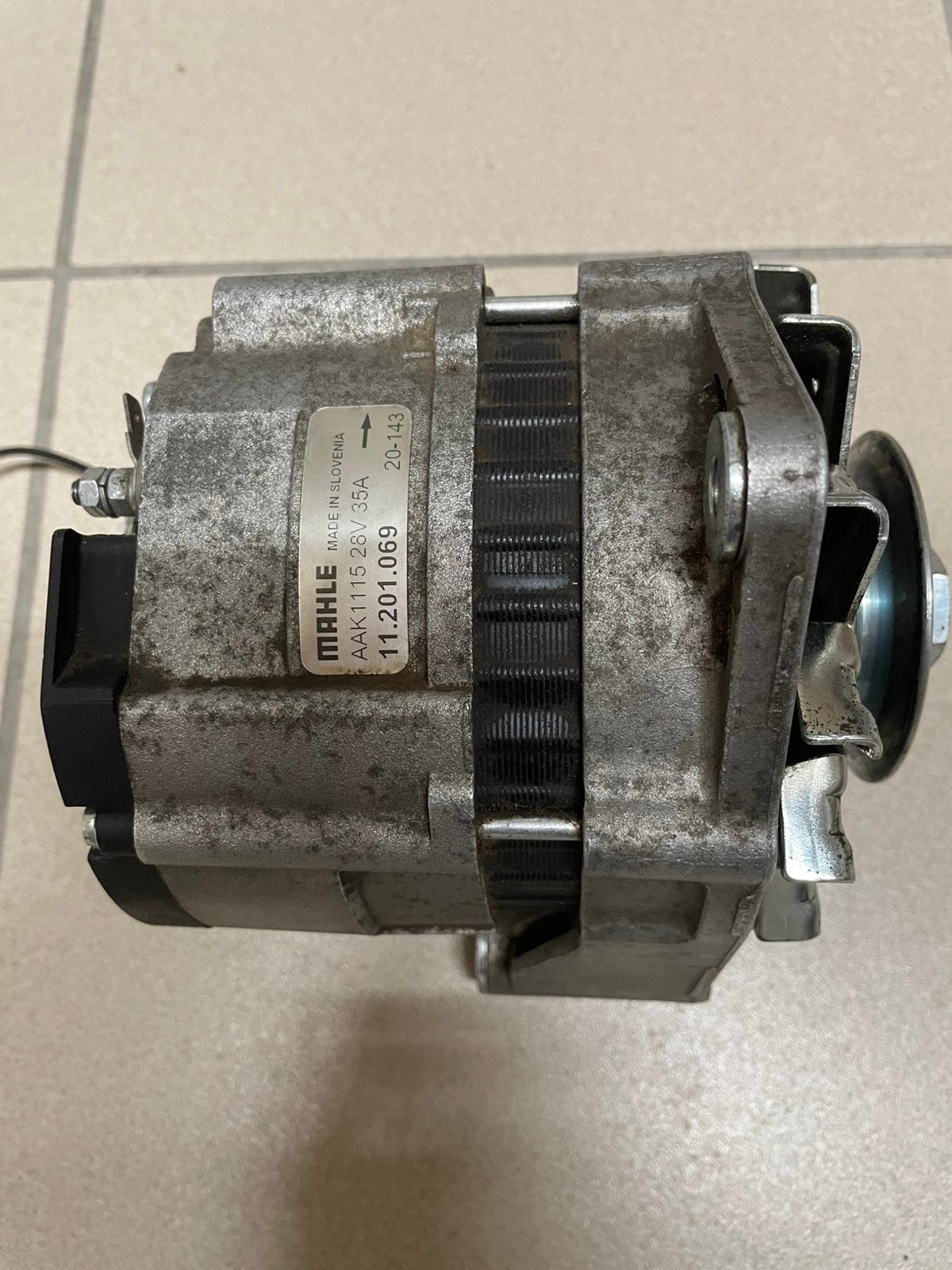 ALTERNATOR 24 volt, Auto-onderdelen, Motor en Toebehoren, Ophalen, Gebruikt