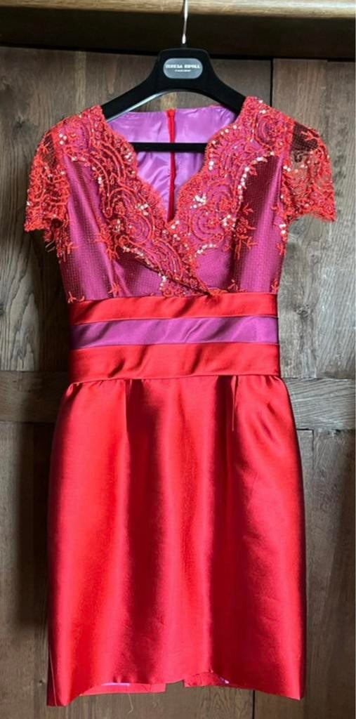 Suite jurk + jasje + hoofddeksel Teresa Ripoll, Kleding | Dames, Cocktailjurk, Ophalen of Verzenden, Zo goed als nieuw, Maat 34 (XS) of kleiner