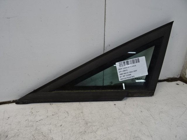 PORTIERRUIT LINKS VOOR Seat Leon (1P1) (01-2005/08-2013), Gebruikt, Seat