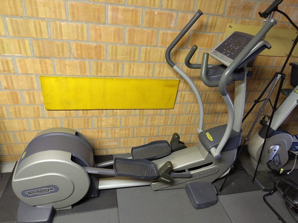 Technogym Excite 500 Crosstrainer, Enlèvement, Utilisé, Jambes, Métal