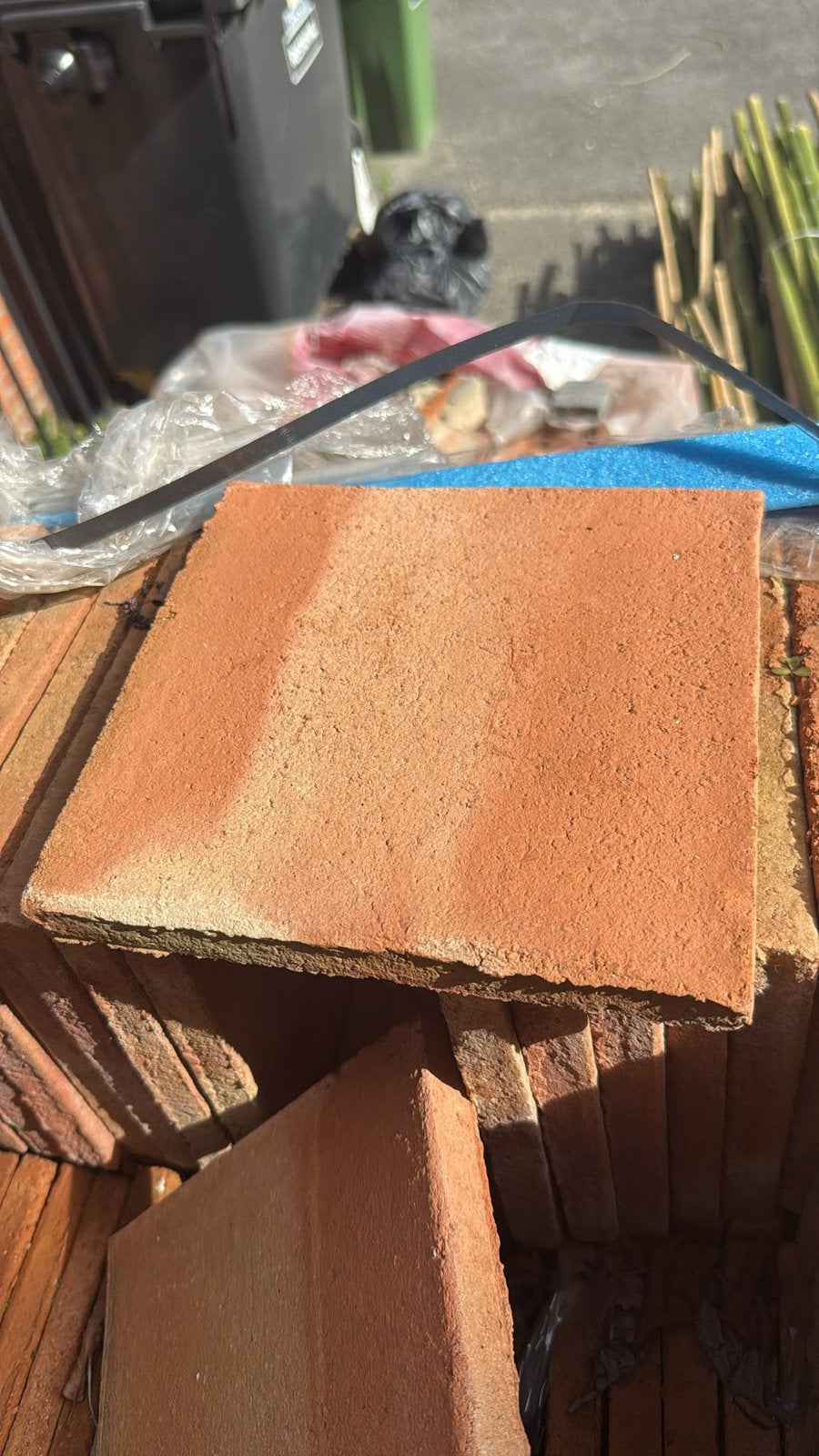 Terracotta vloertegels 20  20 cm – 2 paletten, Doe-het-zelf en Bouw, Ophalen, Zo goed als nieuw, Vloertegels
