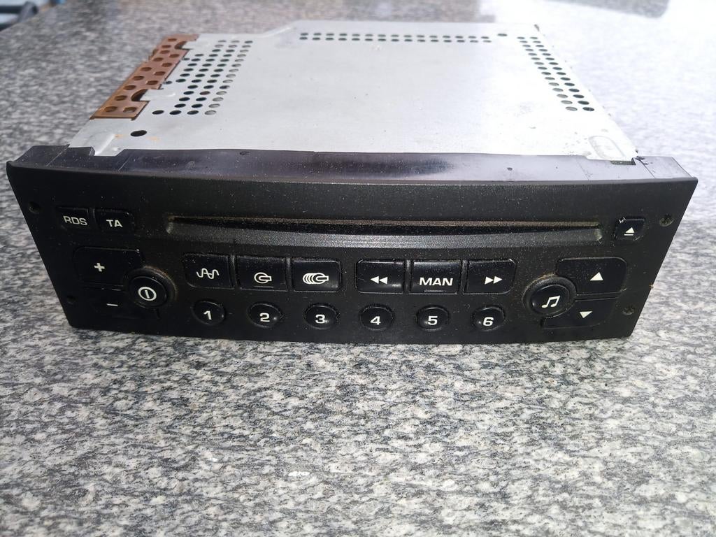 Auto Radio VDO Citroen Peugeot, Ophalen of Verzenden