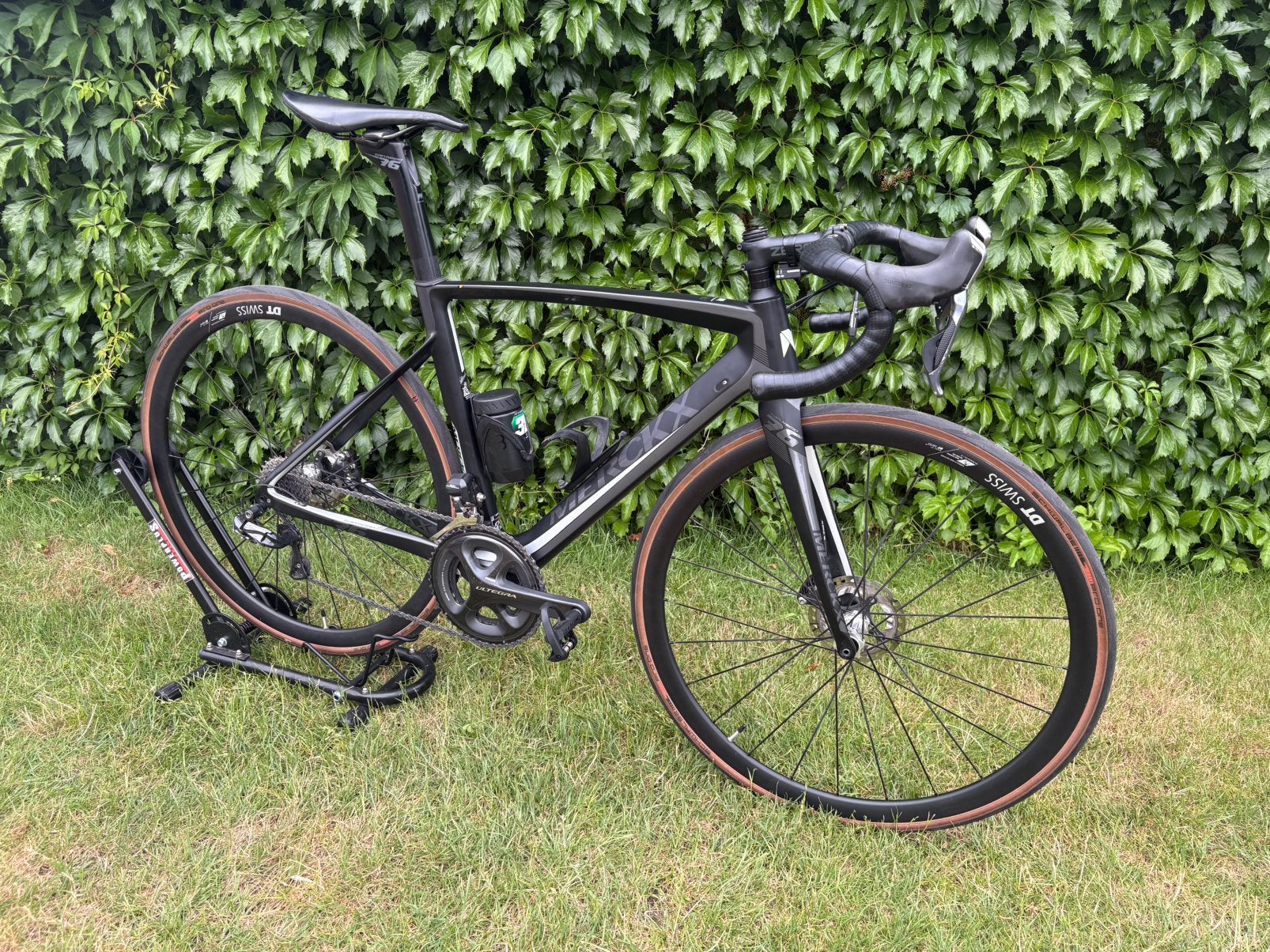 Eddy merckx san remo, Fietsen en Brommers, Fietsen | Racefietsen, Carbon, Ophalen