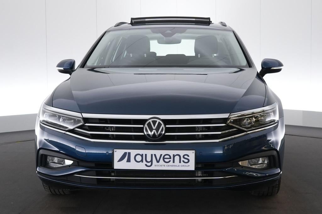 (2FNN612) VOLKSWAGEN PASSAT VARIANT, Auto's, Stof, Blauw, https://public.car-pass.be/vhr/a7668f24-100d-4a11-bdcc-3ec7f9f4815a