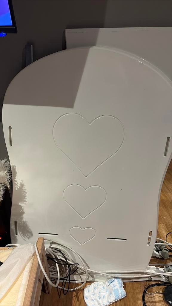 Hartjjes baby bed tot 2j, Audio, Tv en Foto, Blu-ray-spelers, Ophalen, Zo goed als nieuw