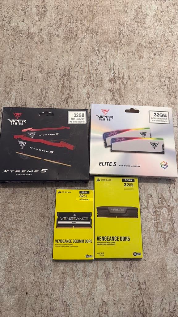 Barrette de RAM Memoire vive neuf sceller 32go DDR5, Computers en Software, RAM geheugen, Ophalen of Verzenden, Zo goed als nieuw