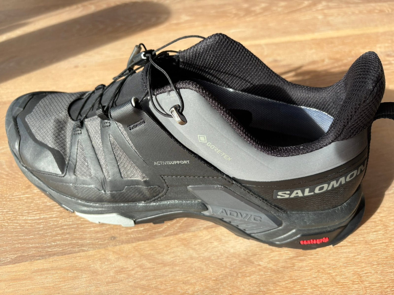 Salomon hiking/wandelschoenen, als nieuw, Sport en Fitness, Ophalen, Zo goed als nieuw, Schoenen