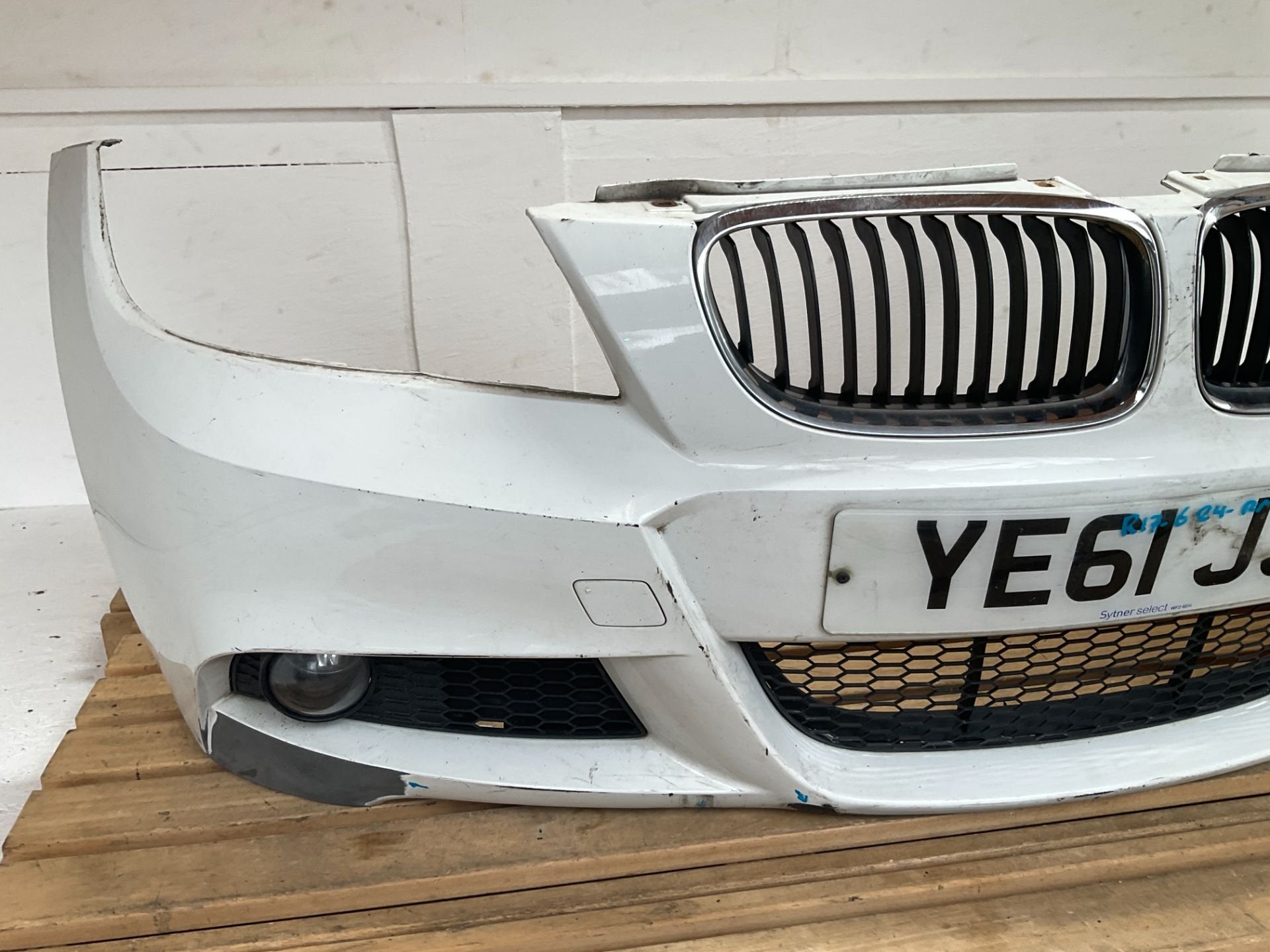 Bumper BMW 3 Series E90 LCI 110032727 M Pakket M-Pakket Voor, Auto-onderdelen, Petuelring 130
80788  Munich, DE, Gebruikt, Info@bmw.de
