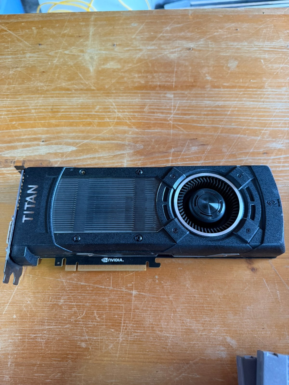 Nvidia graphics card titan, Computers en Software, Ophalen, Zo goed als nieuw, Nvidia