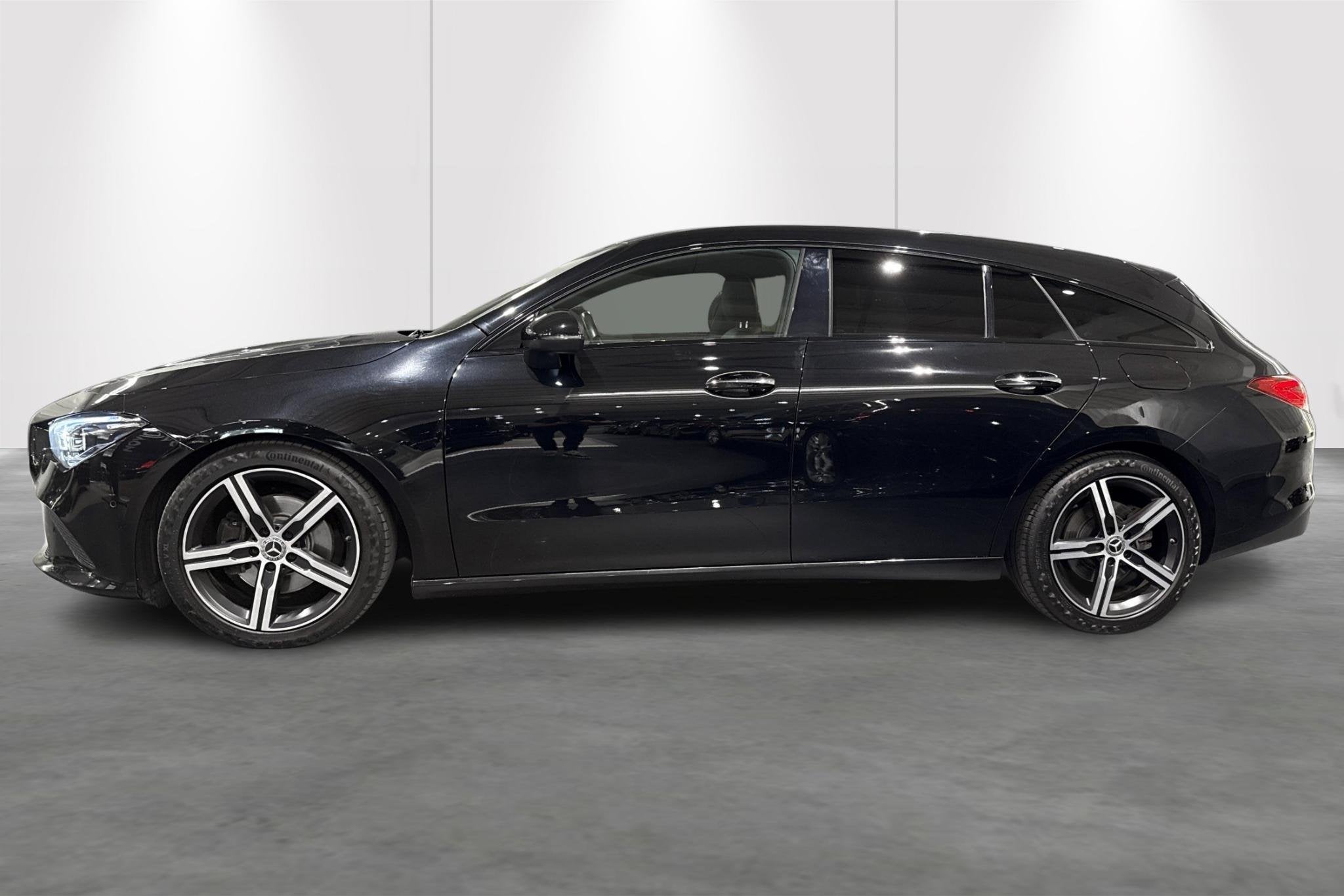 Mercedes-Benz CLA Shooting Brake CLA 180 d, Auto's, CLA, Stof, Gebruikt, Zwart