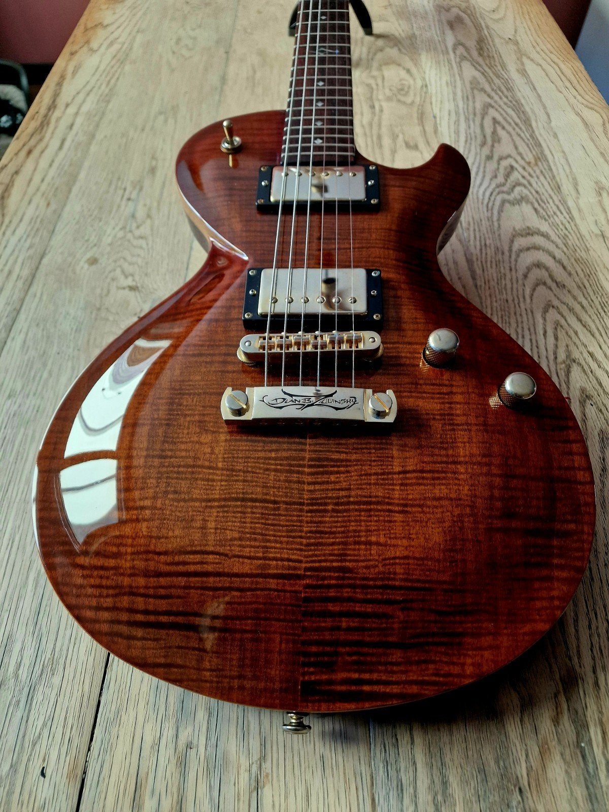 Guitare DBZ Bolero rare | Époque antérieure au diamant | Exc, Musique & Instruments, Enlèvement, Comme neuf, Solid body, Autres marques