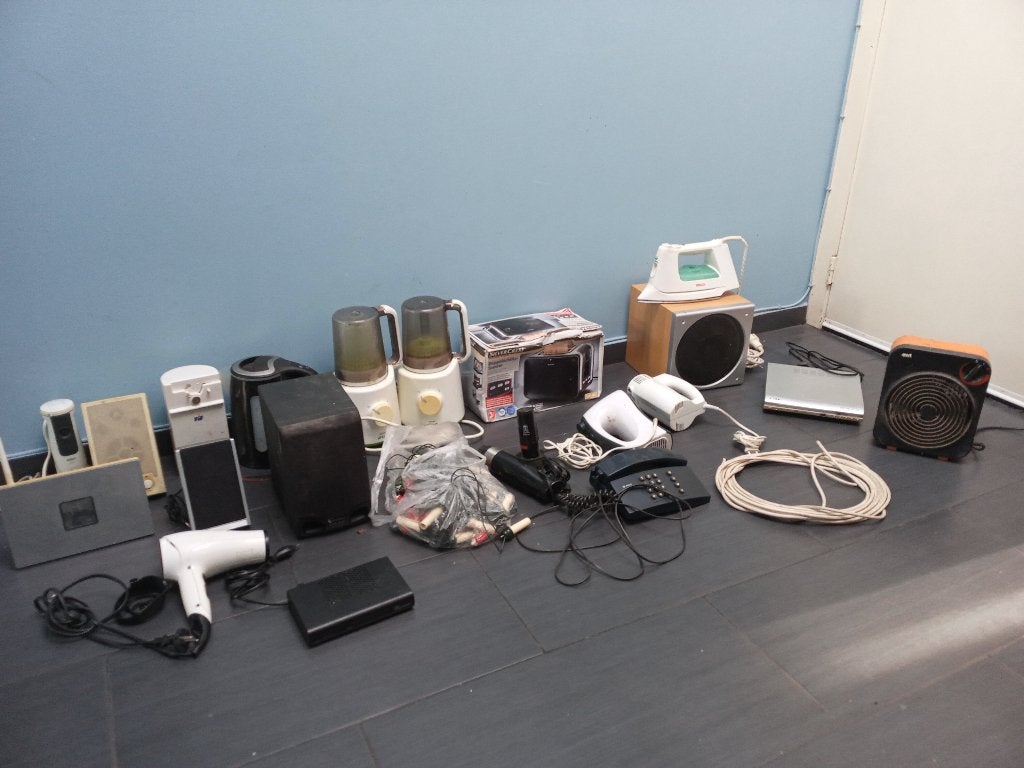À VENDRE – PRIX UNIQUEMENT PAR MESSAGE PRIVÉ, Vintage, Plastique, Utilisé, Enlèvement