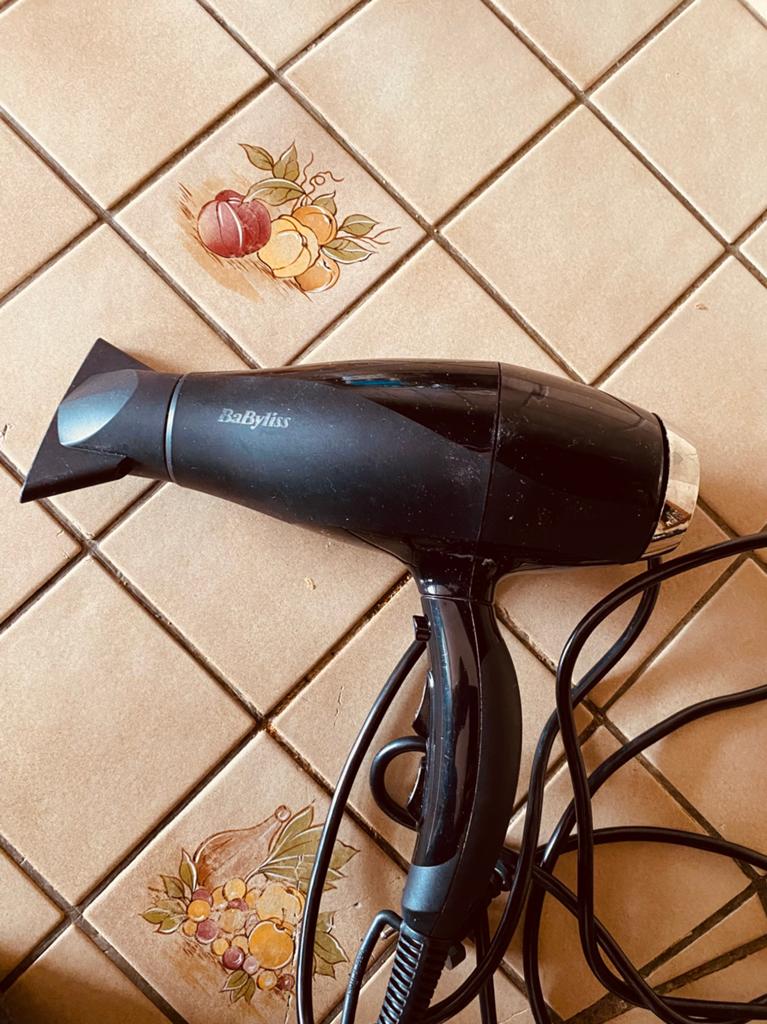 Sèche cheveux Babyliss très bon état, Bijoux, Sacs & Beauté, Enlèvement ou Envoi, Utilisé, Sèche-cheveux