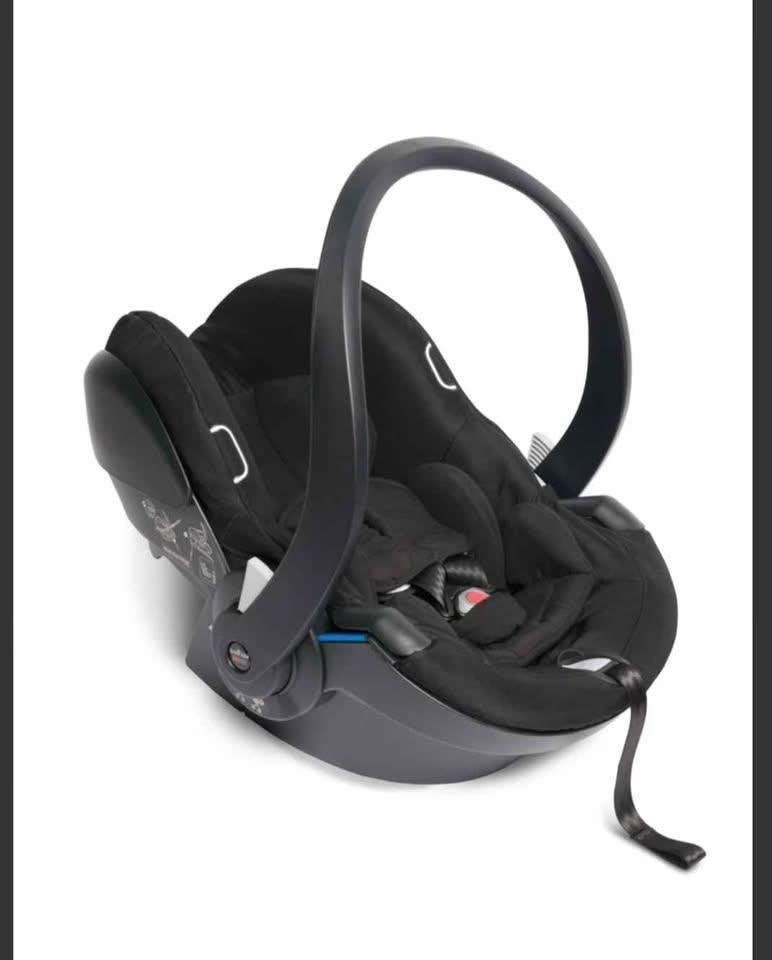 Siege auto besafe babyzen compatible yoyo, Enfants & Bébés, Enlèvement, Comme neuf, Autres marques, Ceinture de sécurité