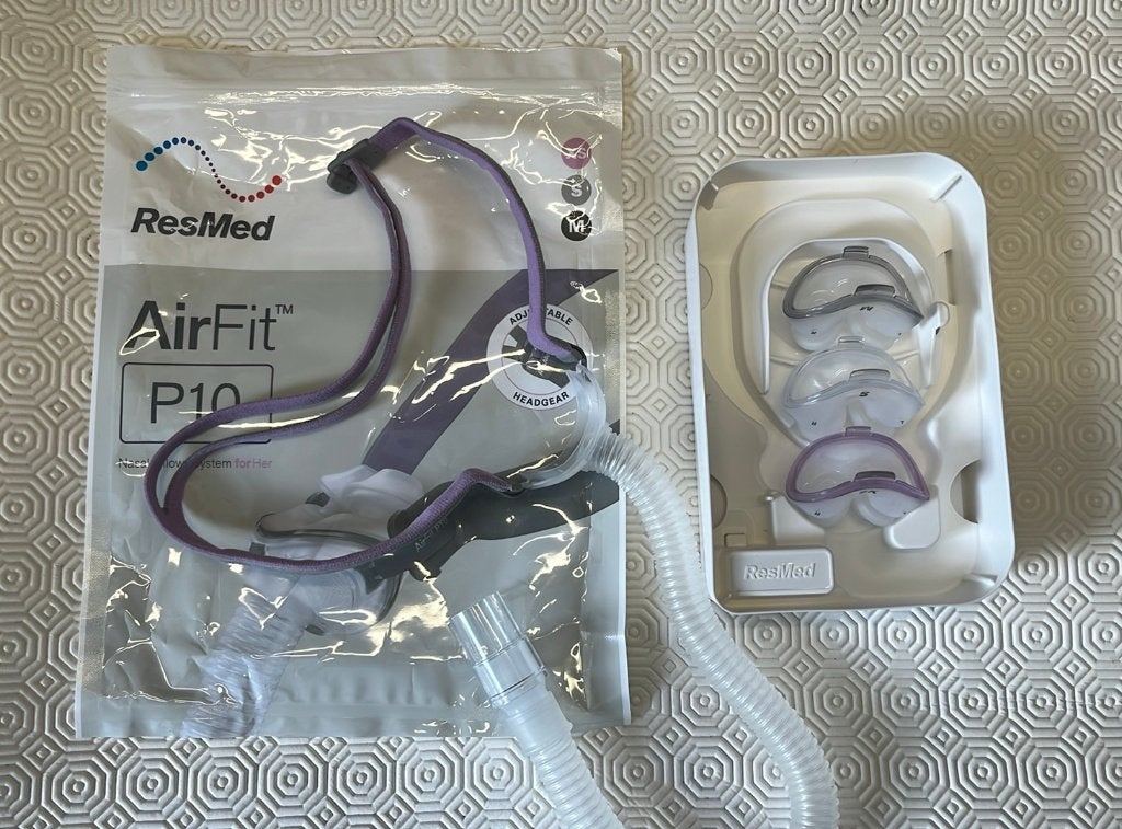 Nouveau masque à capuchon nasal ResMed AirFit P10 pour elle, Divers, Envoi, Neuf