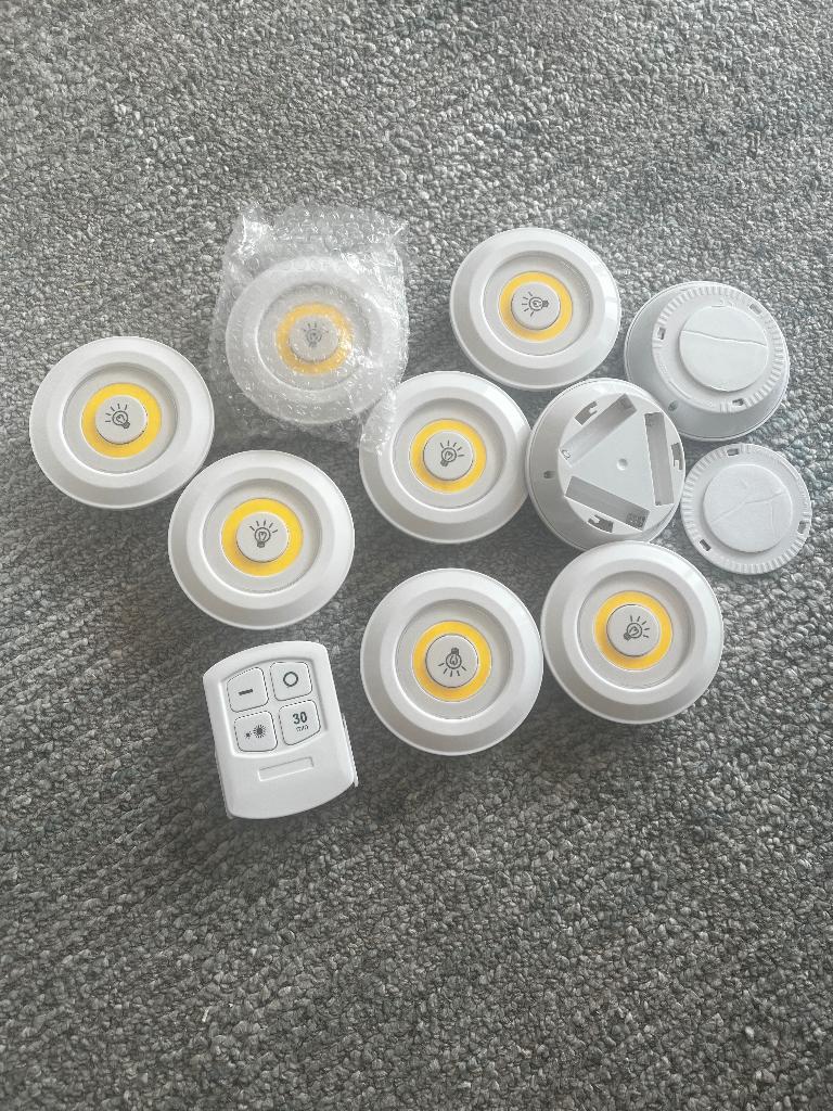 9 LED lampjes met afstandsbediening  hal, keuken, gang, kast, Ophalen of Verzenden, Nieuw, Modern, praktisch