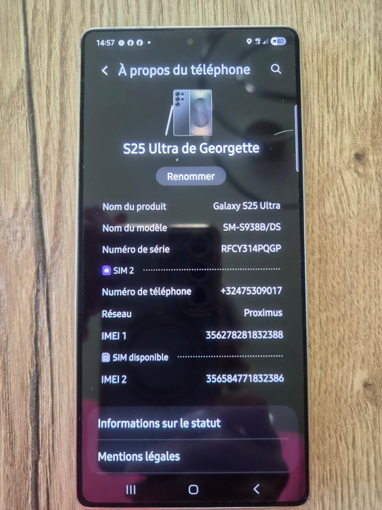 SAMSUNG S25 ULTRA EN ETAT NEUF noir format d'origine 13, 5