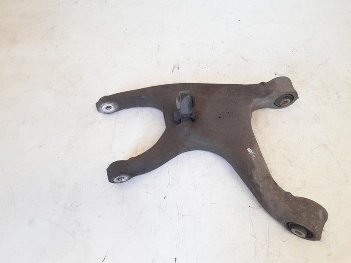 Bras de suspension arrière droit d'un Audi A4, Autos : Pièces & Accessoires, -, 3 mois de garantie, Audi, Utilisé